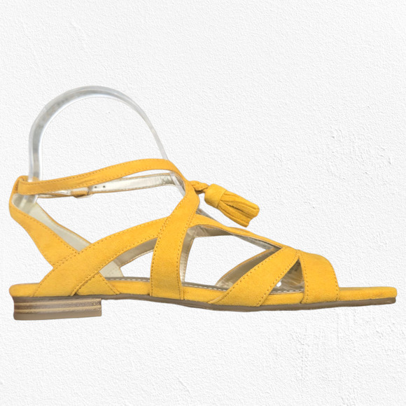 Anne Klein Noreen Golden Yellow Suede Tassel Flat Sandals Boho Chic Size 6 - Picture 10 of 15